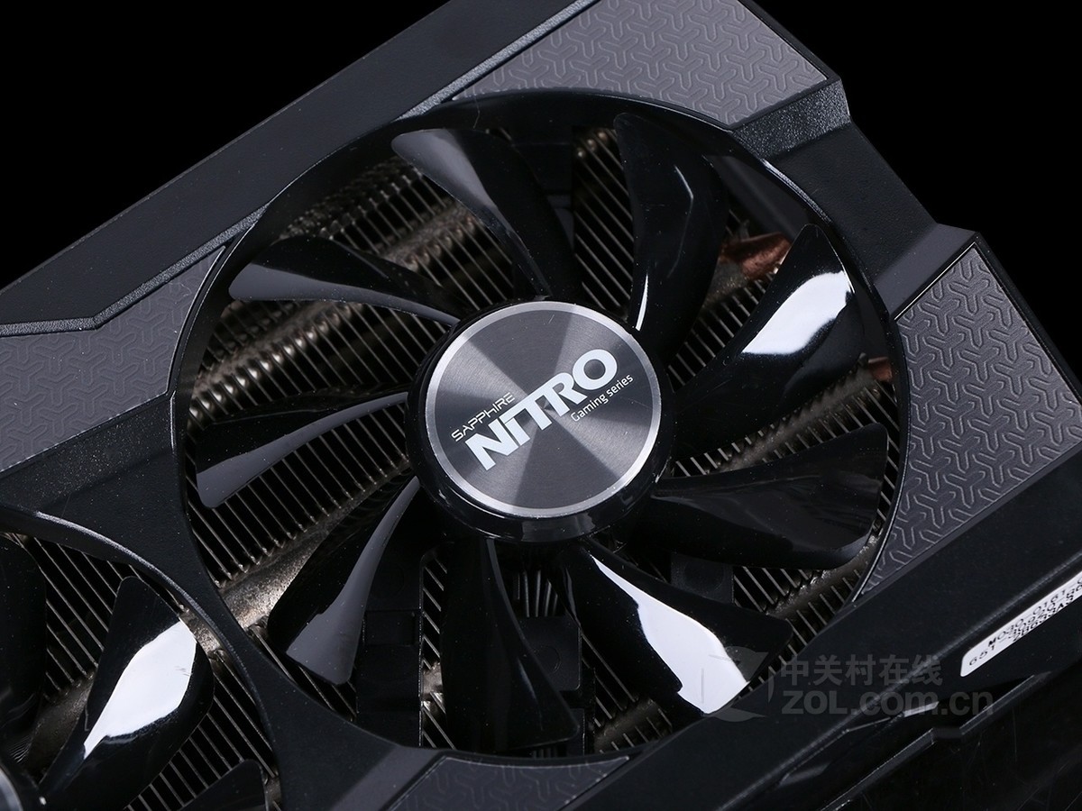 【高清图】 蓝宝石(sapphire)r9 fury 4gb hbm tri-x oc超白金效果图