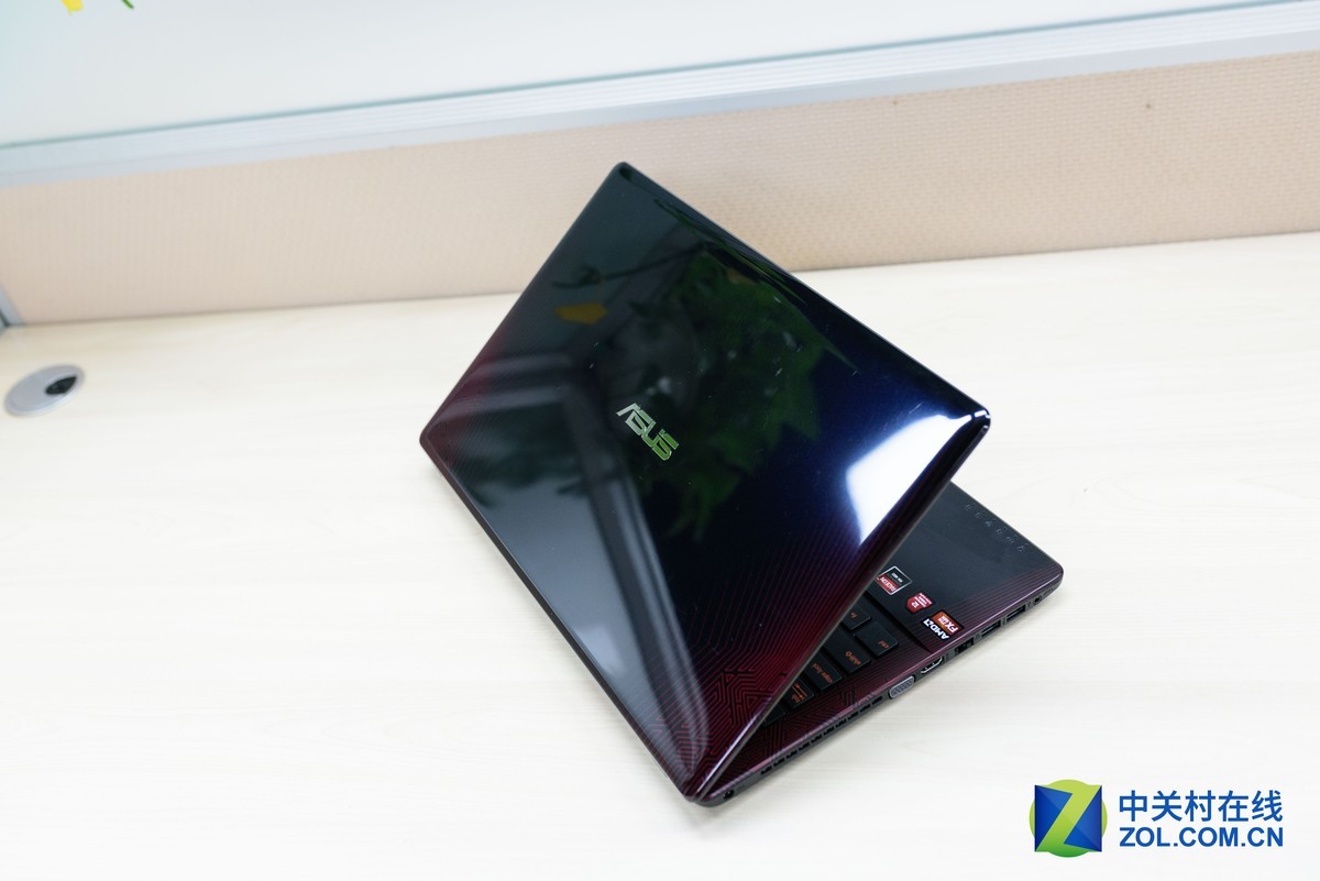 【高清图】 旗舰apu搭rx460 华硕vx50iu游戏本评测图2