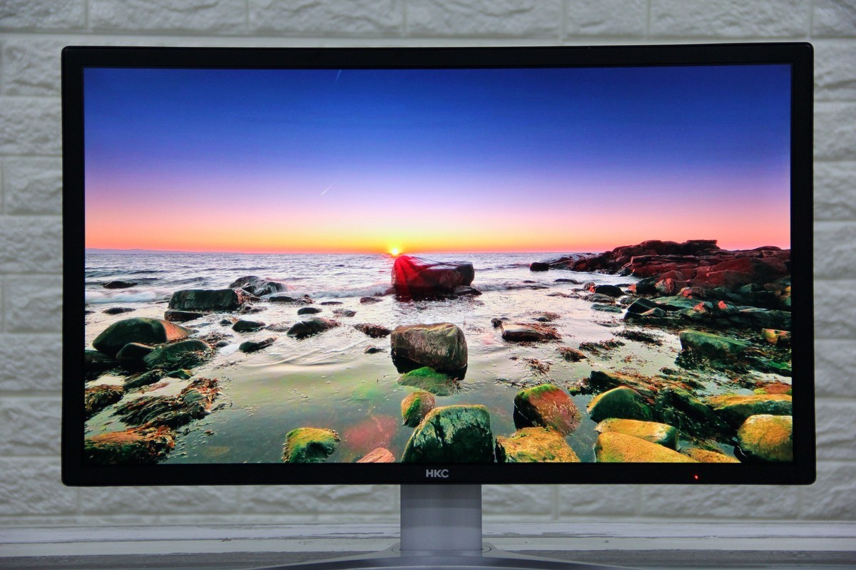 【高清图】 还原最真实的色彩 hkc t7000钻石版视频评测图1