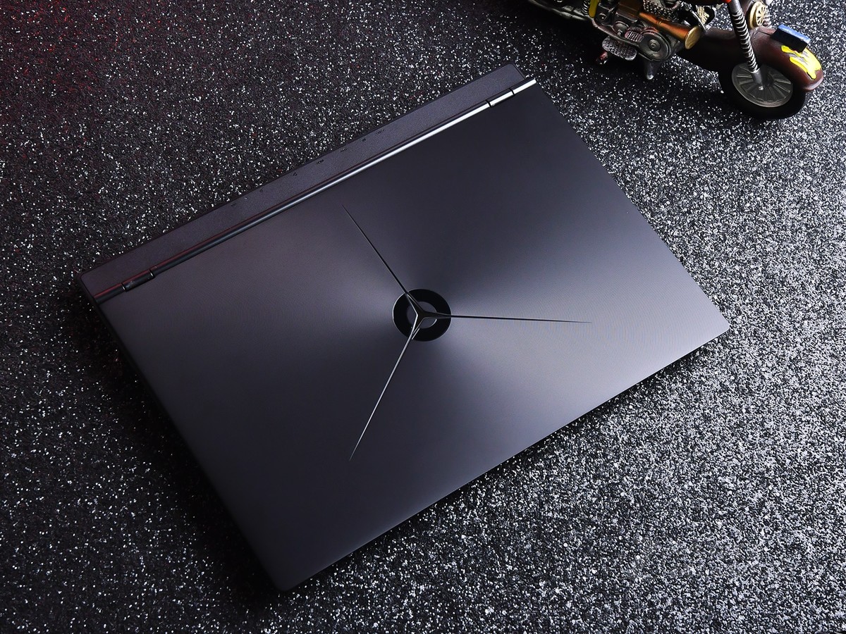 【高清图】 联想(lenovo)拯救者 y7000 2019(i5 9300h/8gb/512gb/1660