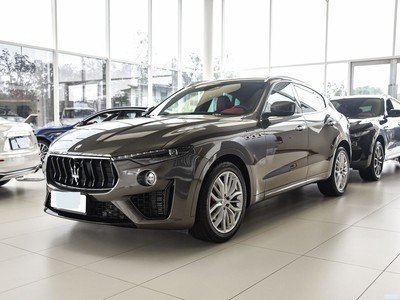 ɯ Levante 2022 3.0T Modena