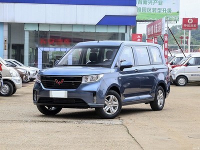  PLUS 2020 1.5L ֶ 7