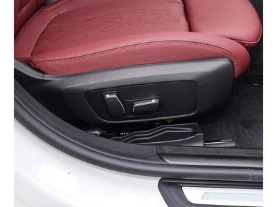 ����3ϵ 2025�� 325i M�˶���װ��������1