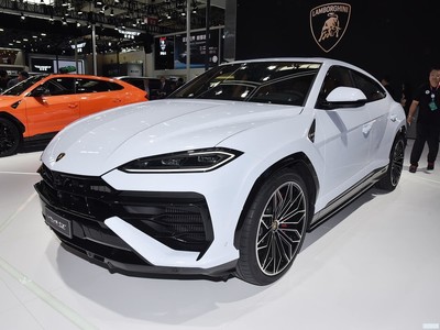  Urus SE 2025 4.0T ׼