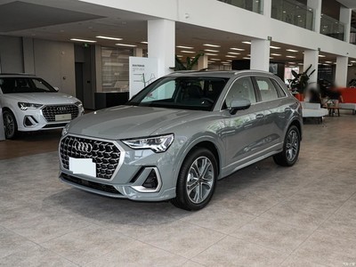 µQ3 2025 quattro 45ذ 40TFSI RS׼ȼ