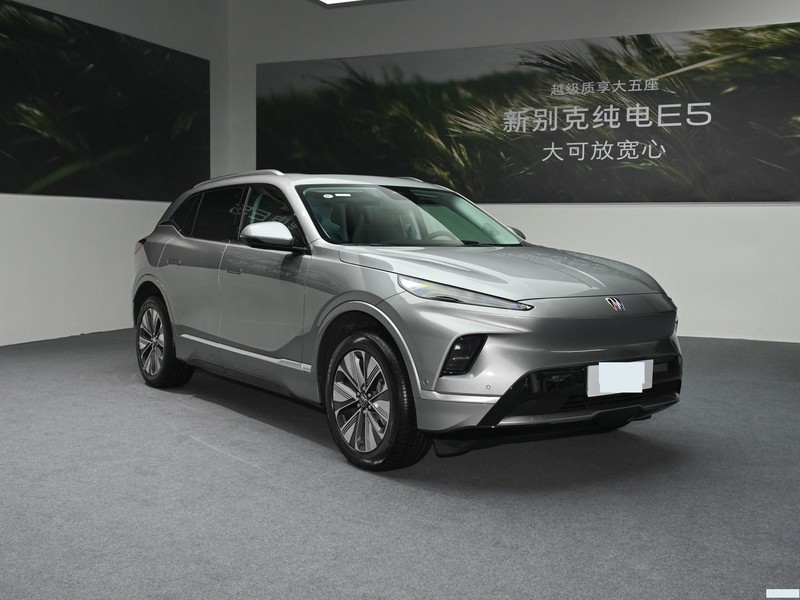 E5 2025 620KM