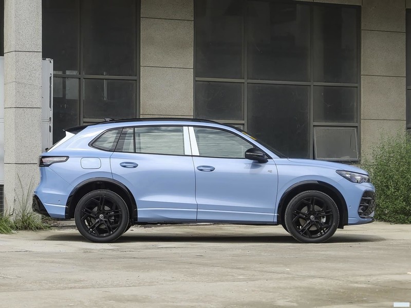  ;L 2026 PRO 380TSI а