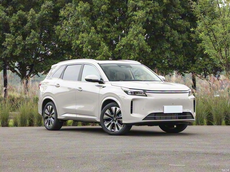 ����E5 PLUS 2026�� 230km ���������� Ultra 7��