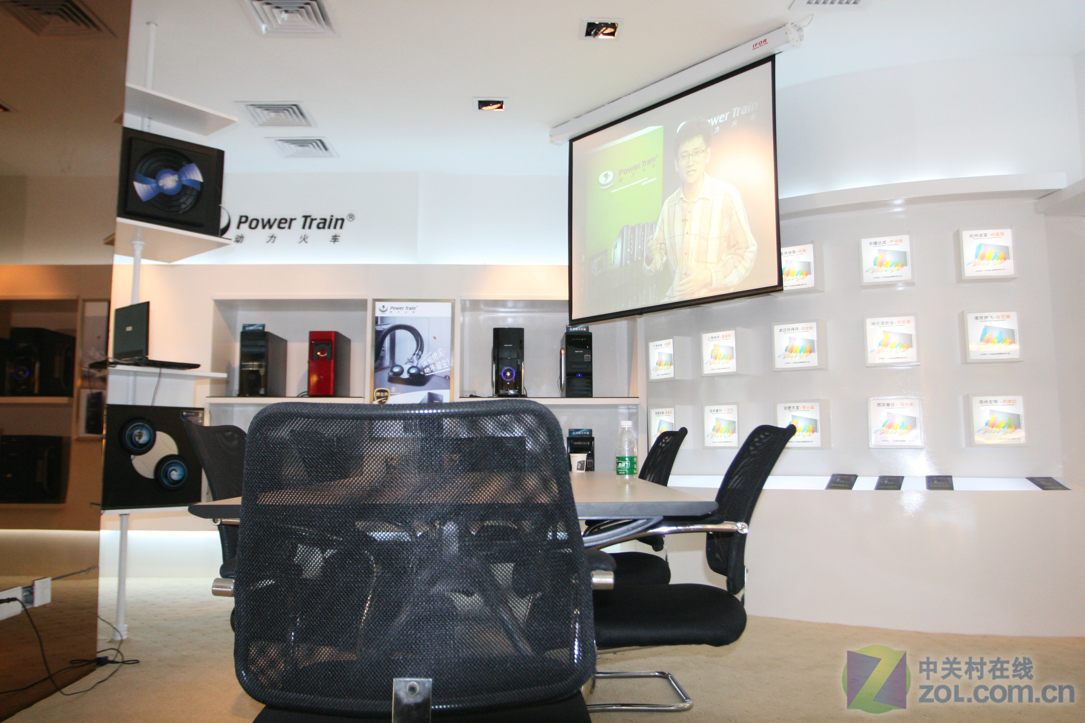 创一流品牌 动力火车巨资打造产品展厅