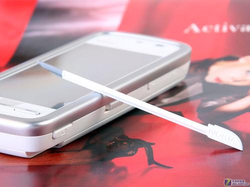 诺基亚 5230 白色 手写笔图