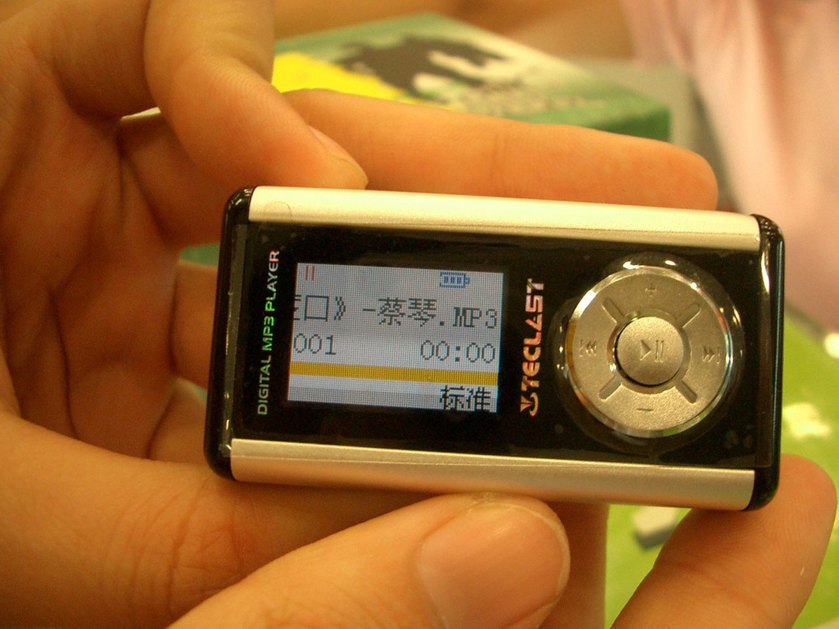 6日爱国者z1降400 台电c120只卖299