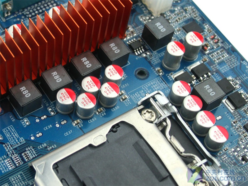 实用派vs华丽派 h55对比h57最全面测试 (9/12)