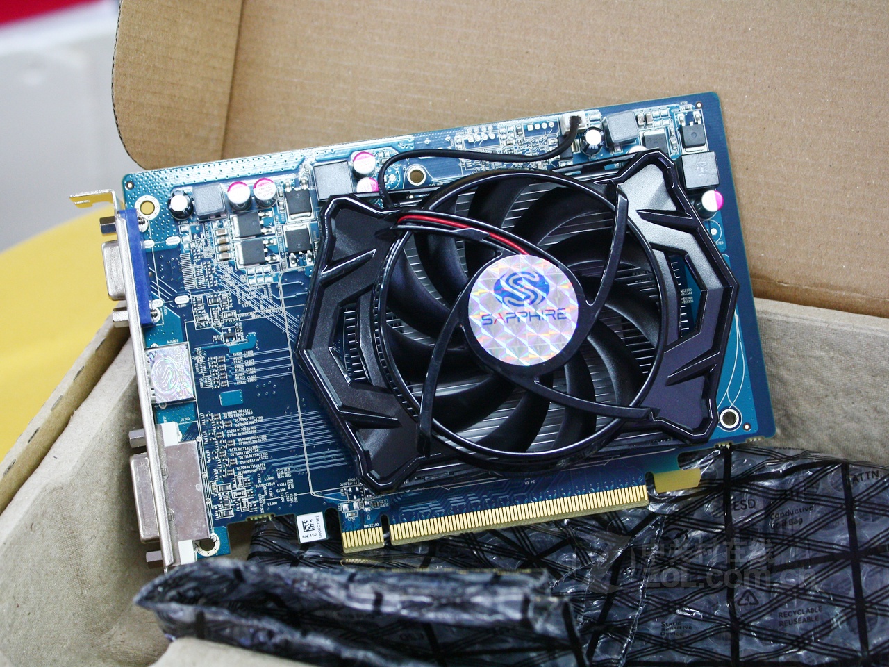 蓝宝石hd5550 512m gddr5 至尊版2代