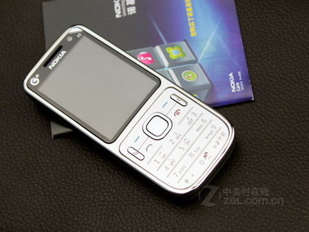 要少些,但在本次报价表中仍有不少亮点,首先就是诺基亚c5-01的上市