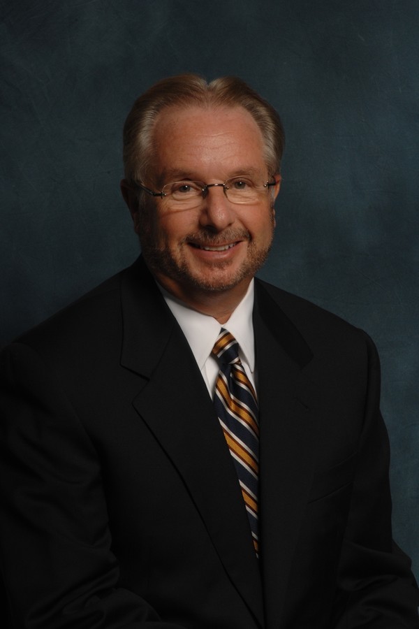 【高清图】 commvault公司董事长,总裁兼首席执行官n