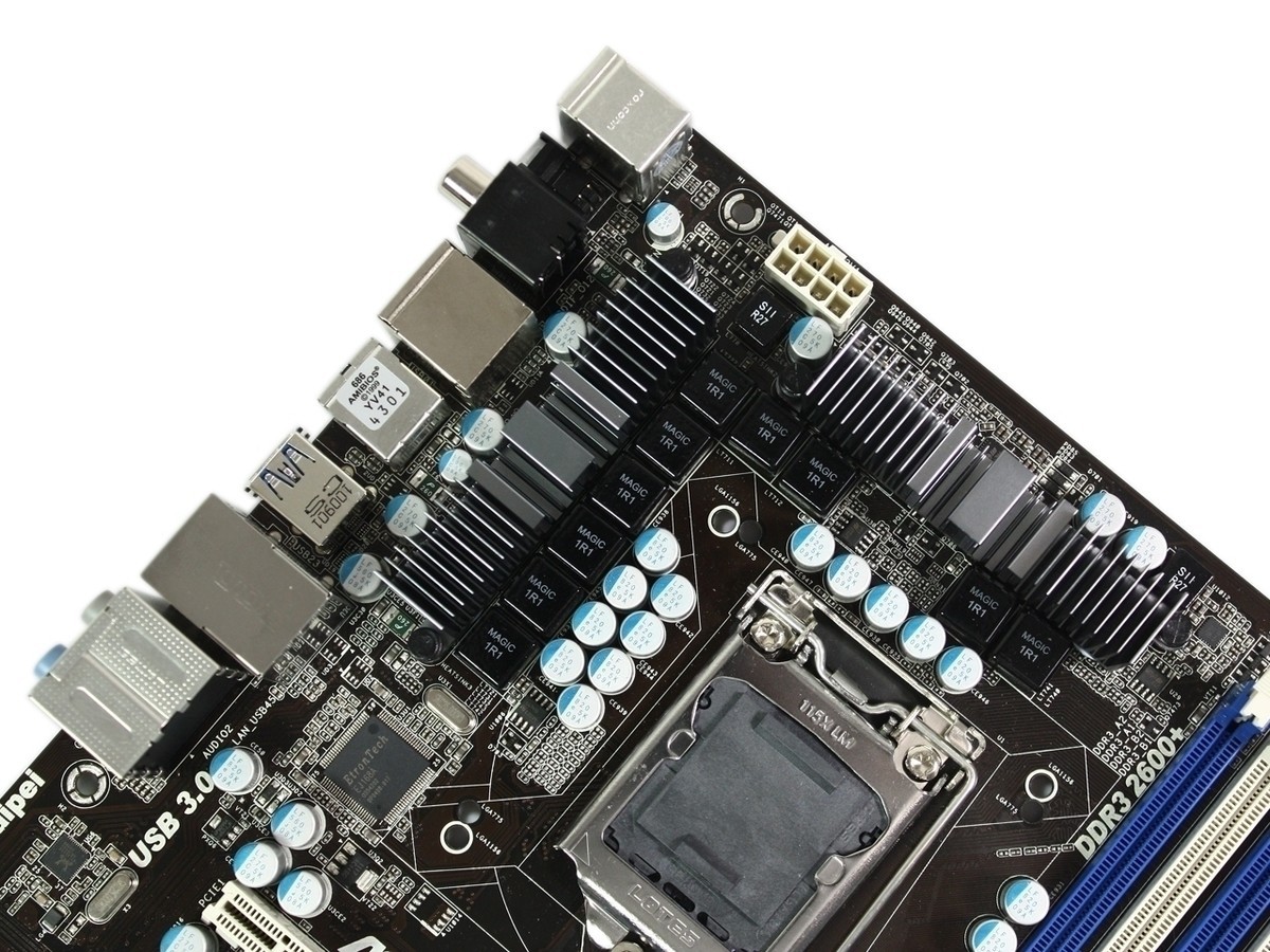 【高清图】 代号变形金刚 华擎lga1156另类p67赏析图7