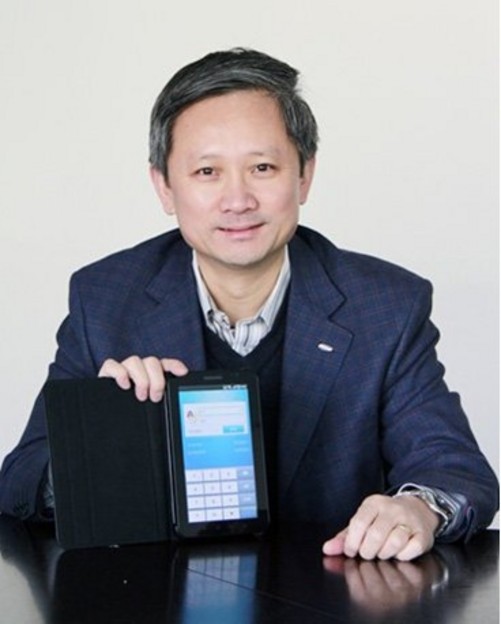 三星中国在线业务部总经理周晓阳(腾讯科技摄)