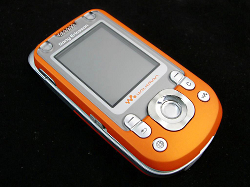 索爱w550 音乐机皇 时尚音乐手机 多款外壳随心换