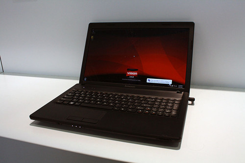 CeBIT 2011:AMD展出多款APU新本