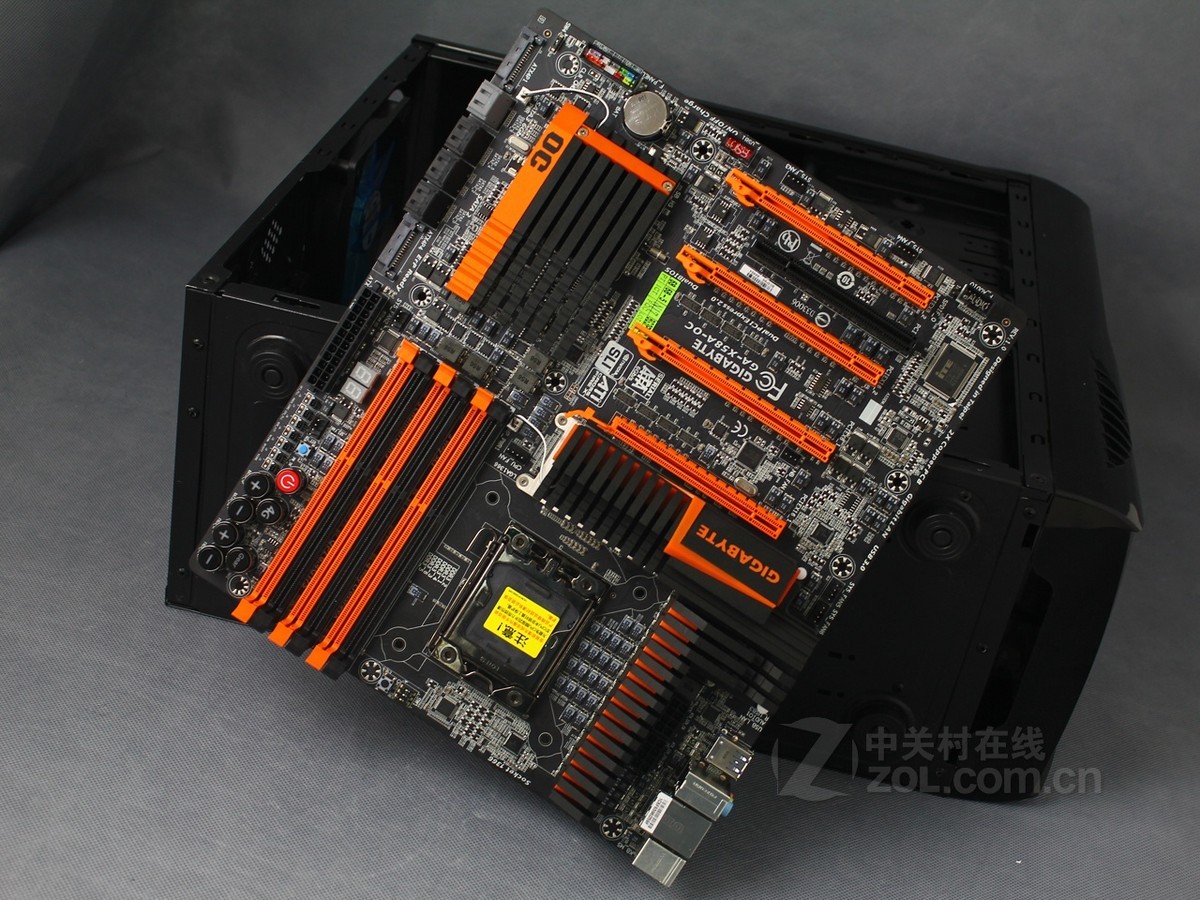 【高清图】 技嘉(gigabyte)ga-x58a-oc效果图 图131