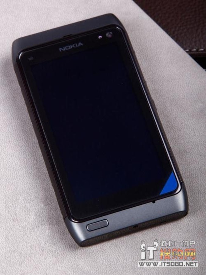 【高清图】 1200w塞班旗舰机 诺基亚n8售价3080元图1