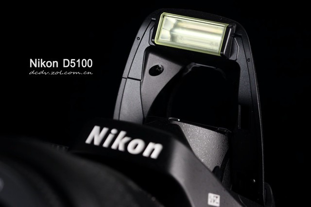 专业质感铰链式翻转屏尼康d5100外观赏