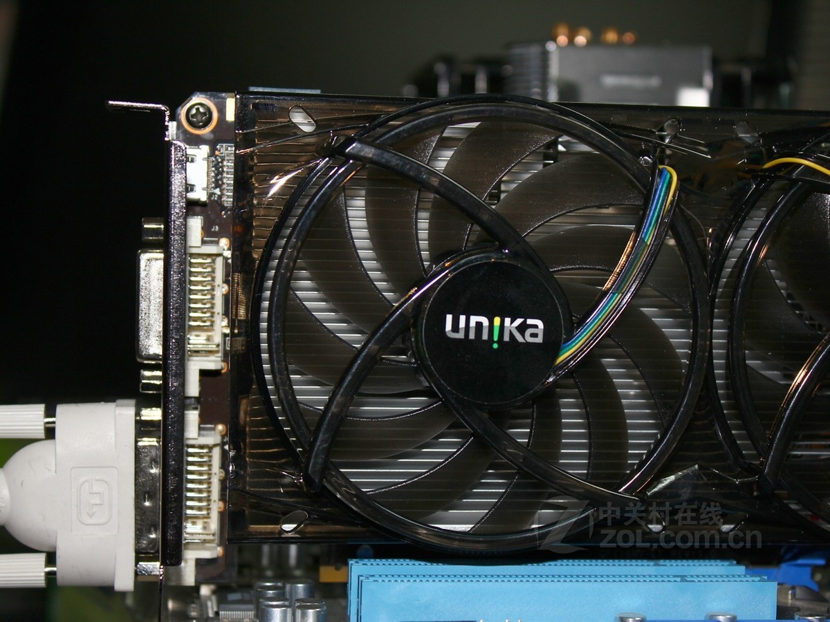双敏无极2 gtx550ti ddr5 大牛版