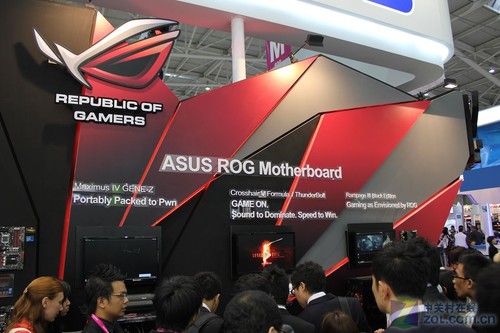 2011台北电脑展:黄色PCB?华硕X79曝光
