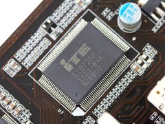  AA75AX-Q7 