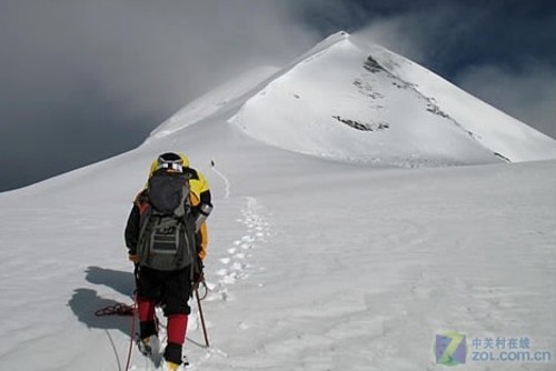 双核战罢"云"雄起 大话手机"云服务"时代