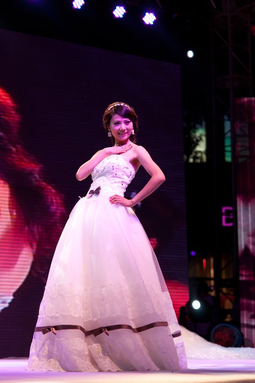�����Miss ChinaJoy���Ǽ����յ׽��� 