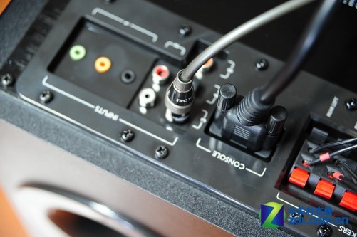 1神器pk!罗技z5500对决z906