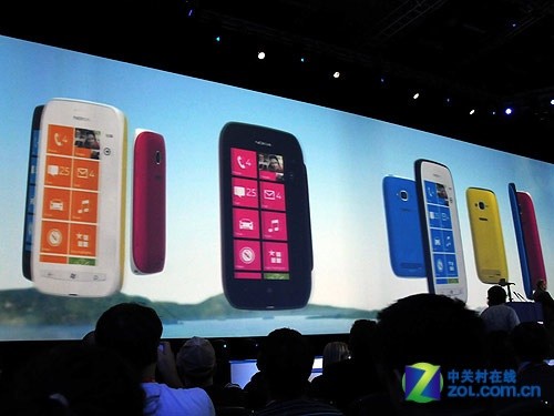 1.4GHz主频靓丽WP7 诺基亚Lumia 710发布
