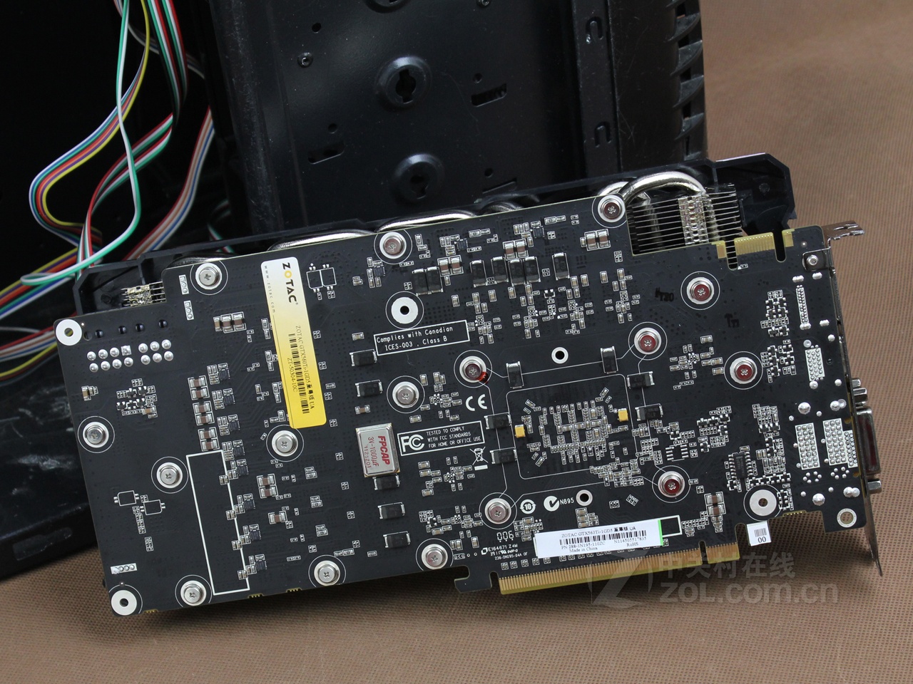 索泰gtx560ti-1gd5 至尊版 ua