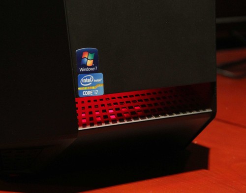 惊现GTX590 ROG玩家国度华硕CG8565评测