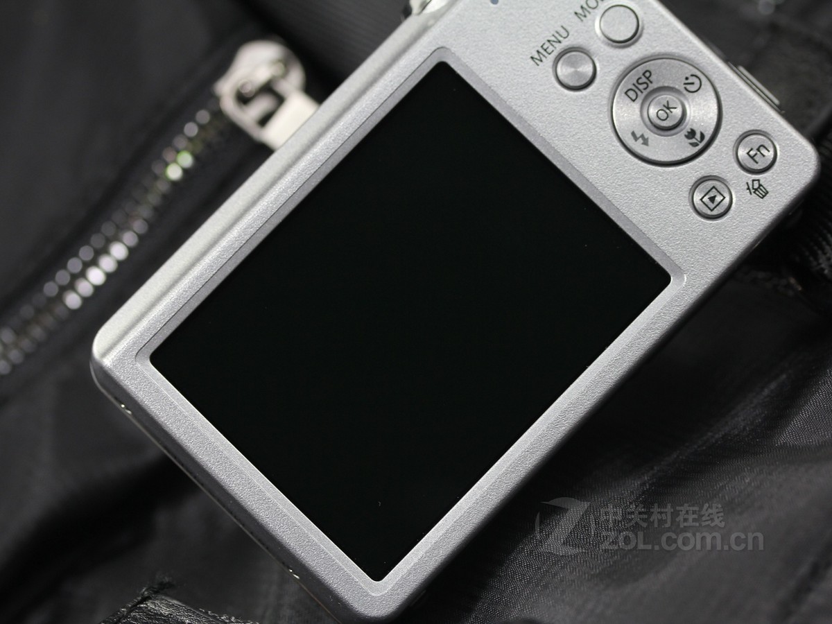 产品相关    三星st93  * 部分图片来源网络,如有侵权请联系删除 图片