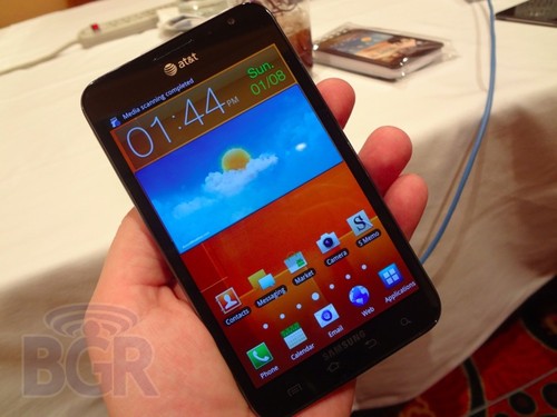 720P��Ļ+˫��1.5GHz ��������Ʒ����AT&T 