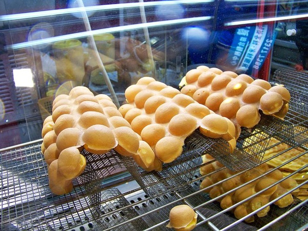 鸡蛋仔--香港 鸡蛋仔是香港地道街头小吃之一