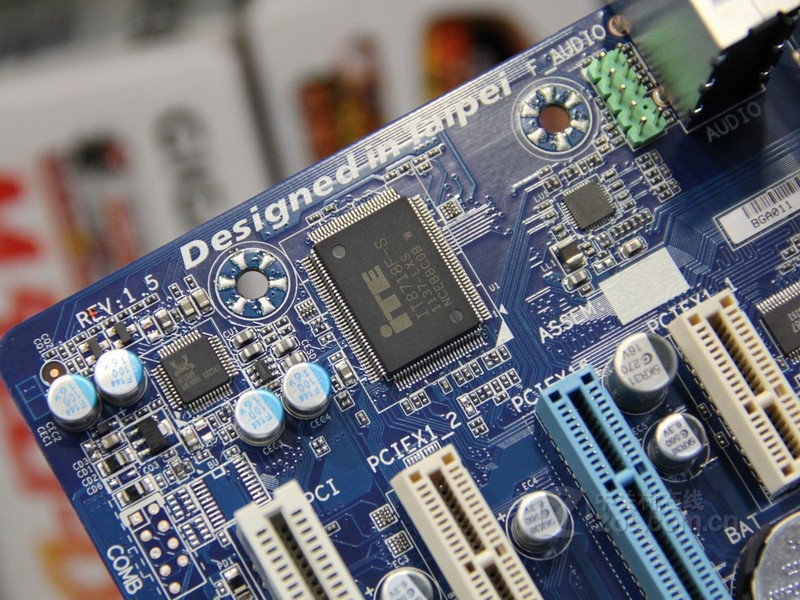 技嘉ga-g41mt-s2 实拍图(13/17)