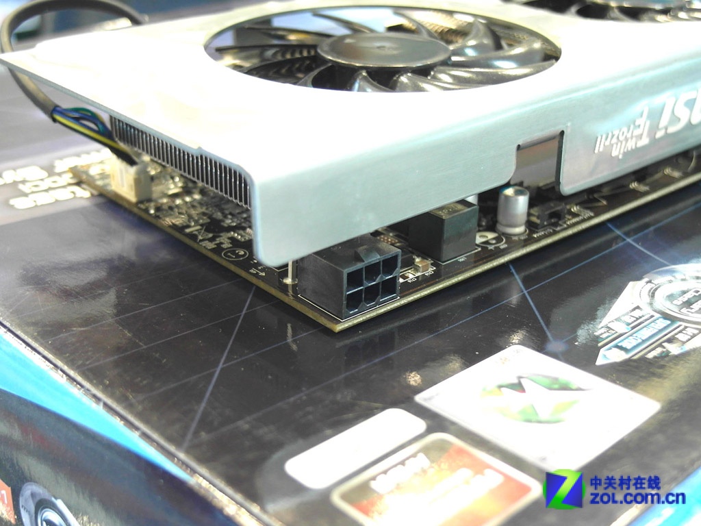 【高清图】 军规显卡也低价 微星hd6850超值999元图4