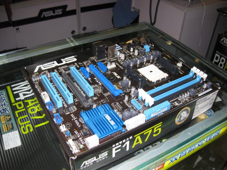 【高清图】 apu完美搭档华硕f1a75标准版仅售749元图1