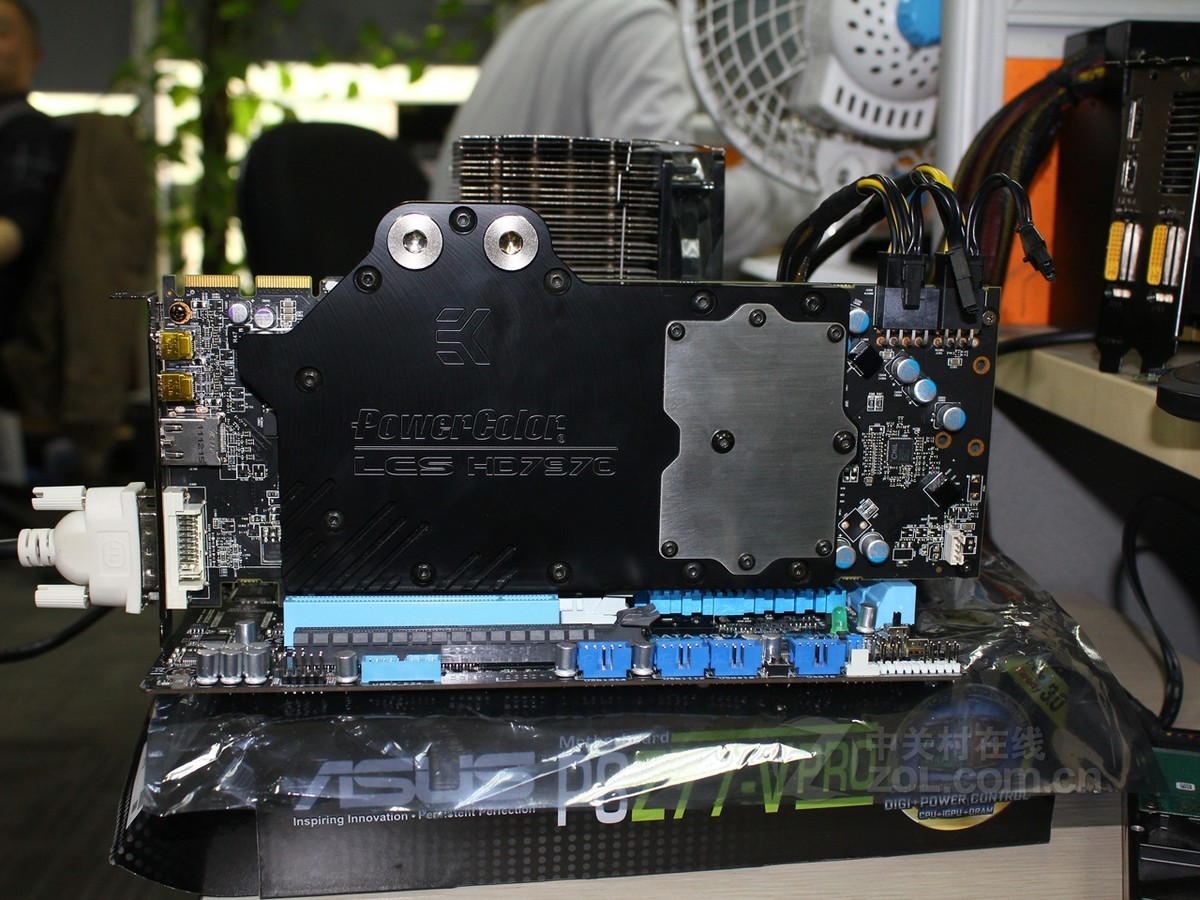 【高清图】 迪兰(powercolortech)hd7970 水冷版 3g效果图 图75