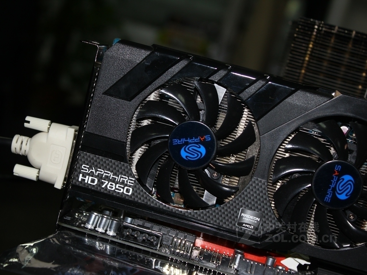 蓝宝石hd7850 2gb gddr5海外版oc