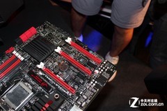 ��˶ROG������ 