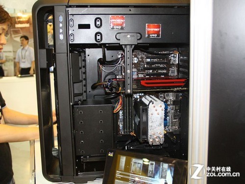 乌鸦4亮相 直击银欣2012台北电脑展台