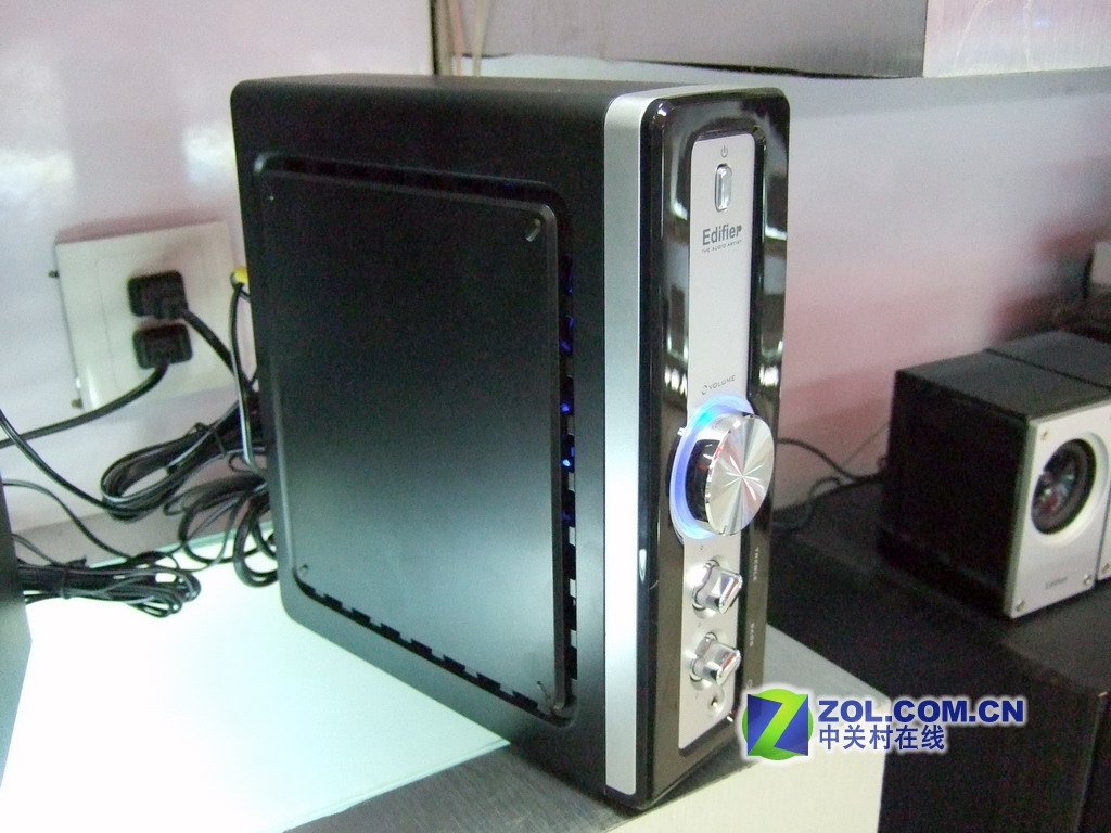 【高清图】 全国独家报道 新品漫步者c11悄然到货图2