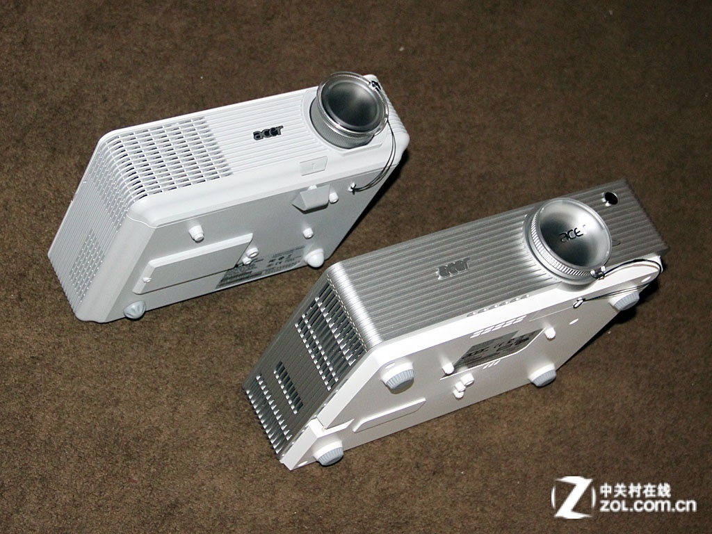 【高清图】 专家评1080p 激光led混合光源颠覆传统图5