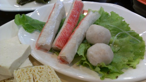 ��ͨ����S4���� ���Ŷ���HTC One XC���� 