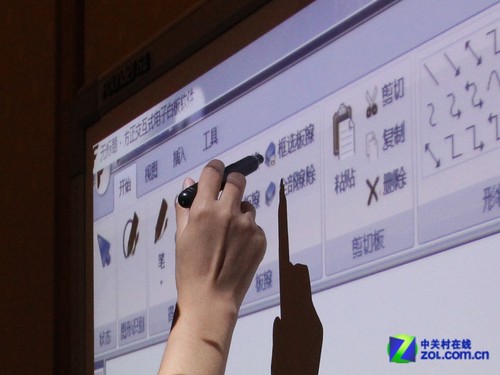 像素9亿+双点触控 夏普互动方案解析