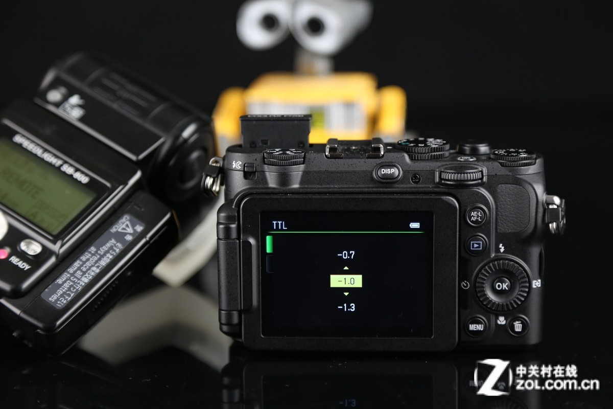 【高清图】 6拨盘专业全能相机 尼康p7700详细评测图50